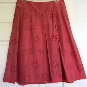 Banana Republic Size 4 Coral Eyelet Skirt